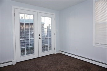 Foto del edificio - 107 Pond St