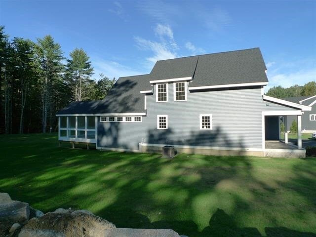 Building Photo - 13 Lily Ln