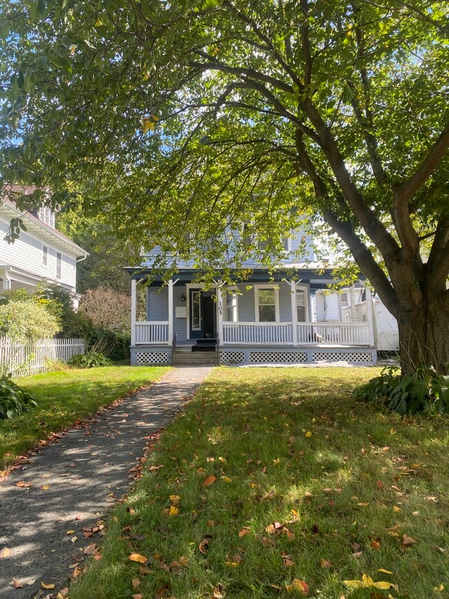 Building Photo - 105 Manning Blvd