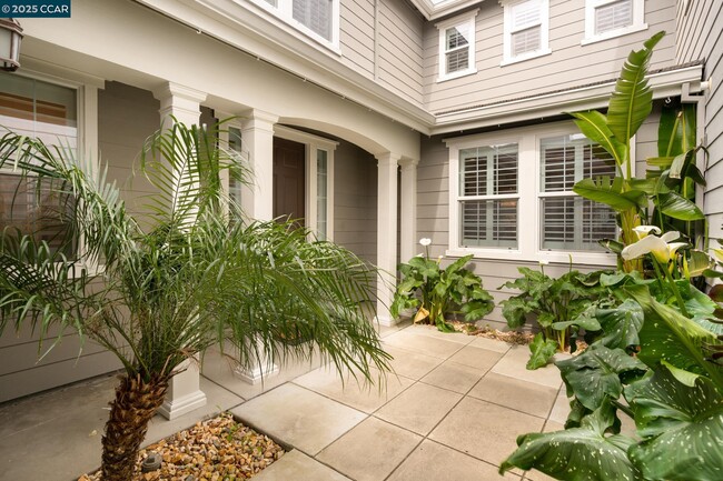 Foto del edificio - 2362 Keats Ln