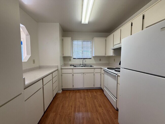 Foto del edificio - 2 bed 2 bath Prescott Valley