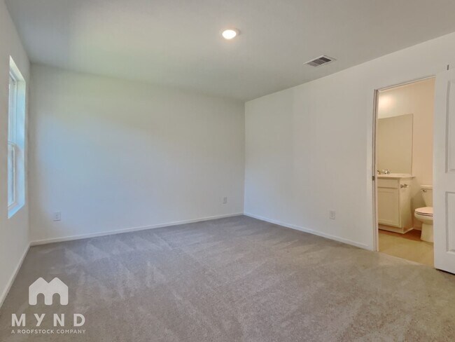 Foto del edificio - 1737 Lofty Cedar Ct