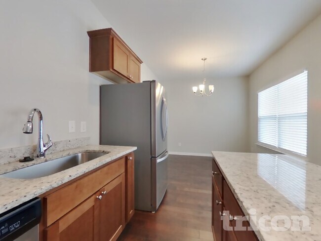 Building Photo - 202 Ashmere Ct
