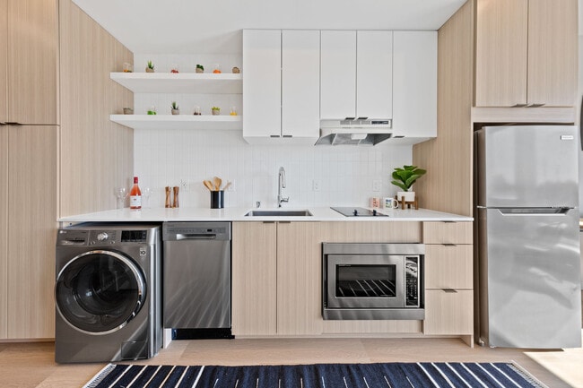 Building Photo - Alvera