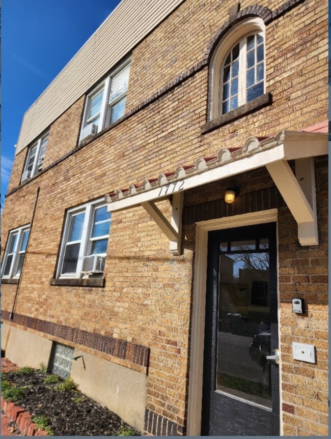 1772 Williams Ave Unit 11, Norwood, OH 45212 Apartments in Norwood