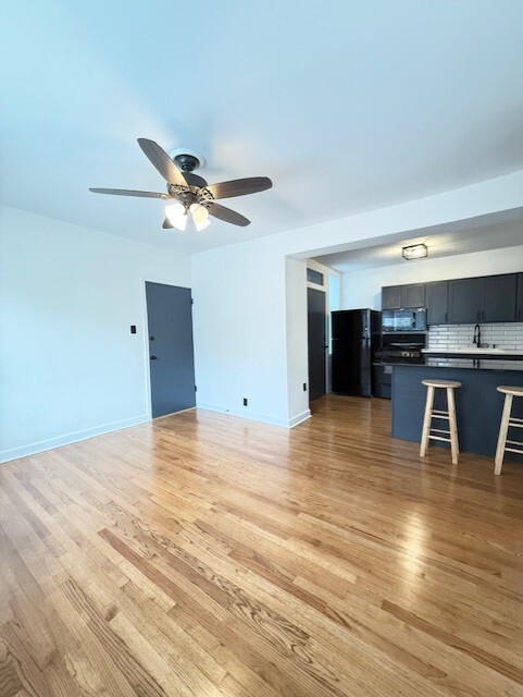 Building Photo - 3757 W Le Moyne St