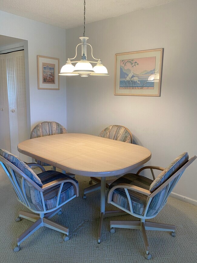 Dining Area - 250 Century Blvd