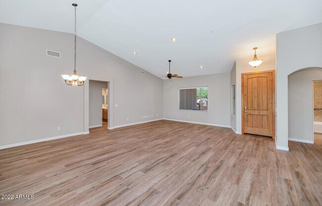 Foto del edificio - 38223 N 18th St