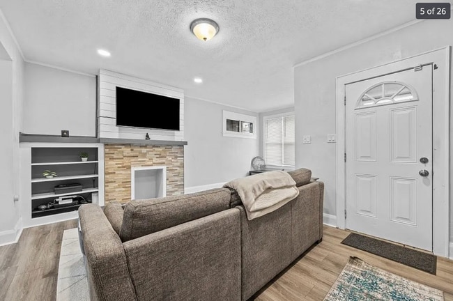 Building Photo - Charming 3-Bedroom Home in Dormont