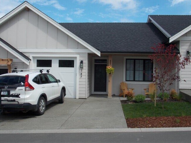 Photo du bâtiment - 4098-4098 Buckstone Rd