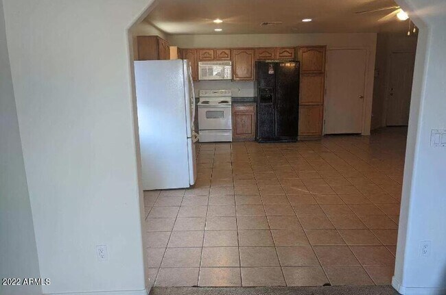 Foto del edificio - 2616 E Southgate Ave