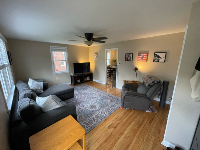 Foto del edificio - 1228 Brookline Blvd