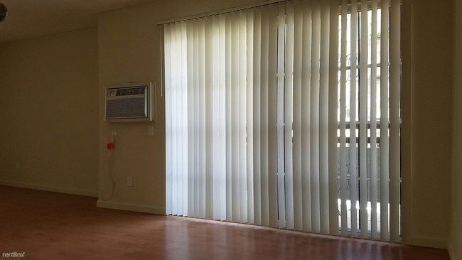 Foto del edificio - 861 S Catalina St