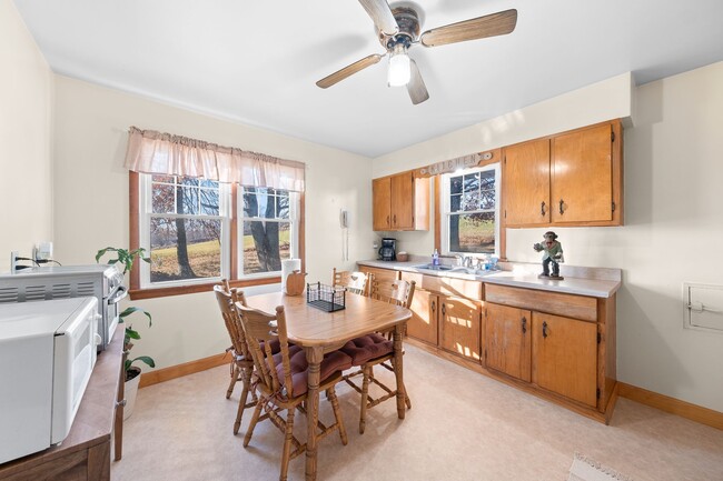 Foto del edificio - 3543 Frost Rd