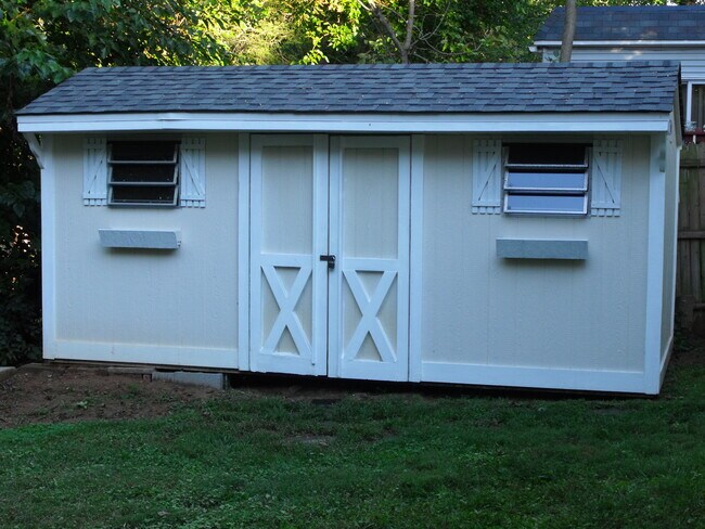 shed - 12209 Middle Rd