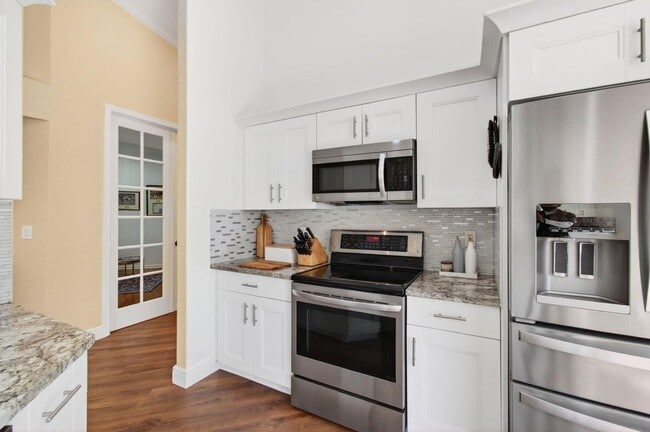 Photo - 9168 Bay Point Cir House