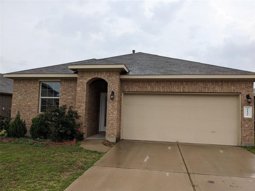Foto principal - 6122 Purple Iris St