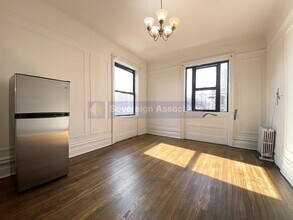 Building Photo - 45 Tiemann Pl