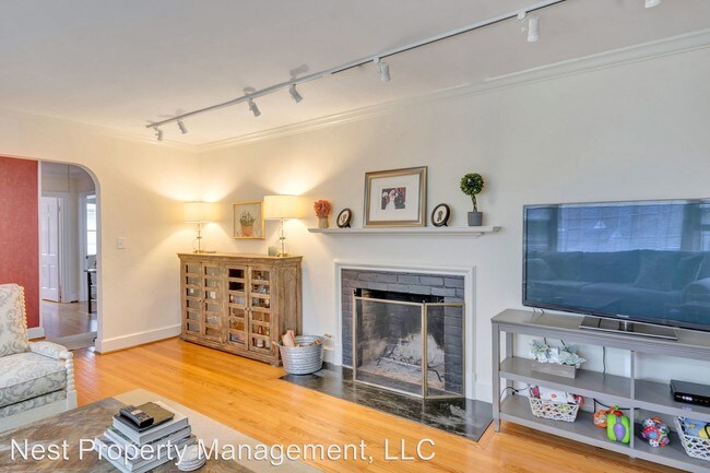 Building Photo - 3 br, 3 bath House - 1863 Field Rd
