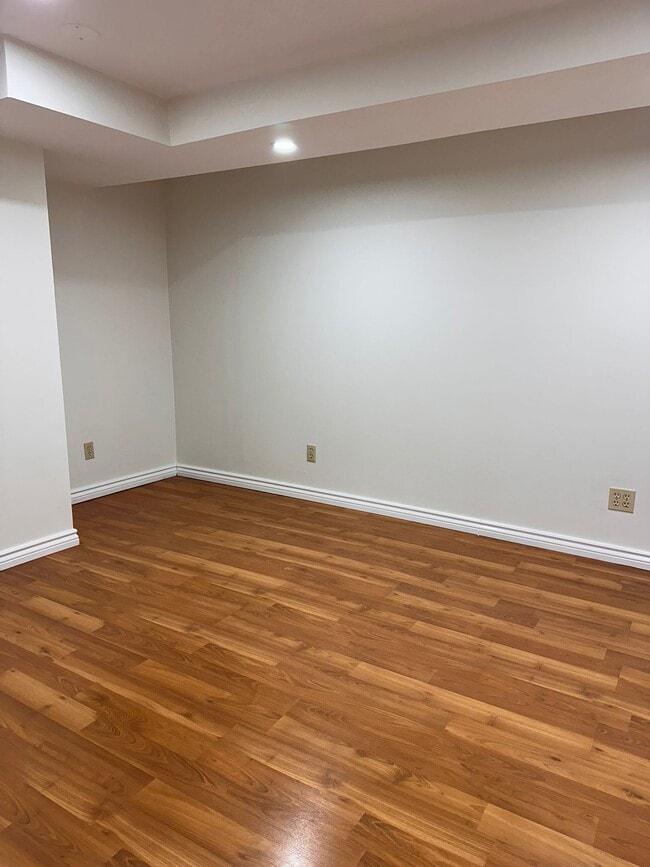 Bedroom - 7 Empson Crt