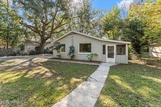 Building Photo - 4044 Hunter Cir