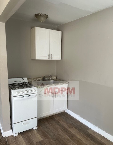 Building Photo - 14924 Tireman St
