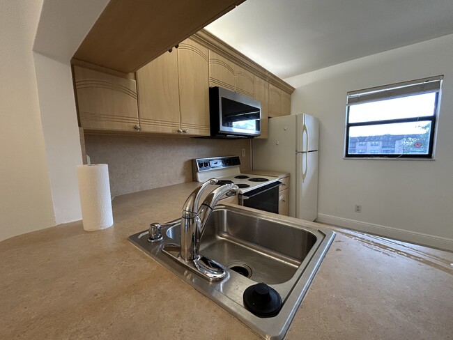 Building Photo - 10613 NW 11th St