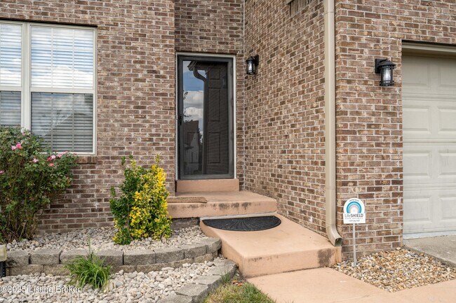 Building Photo - 1104 Miles View Ct