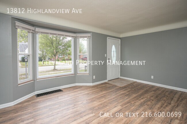 Foto del edificio - 13812 Highlandview Ave