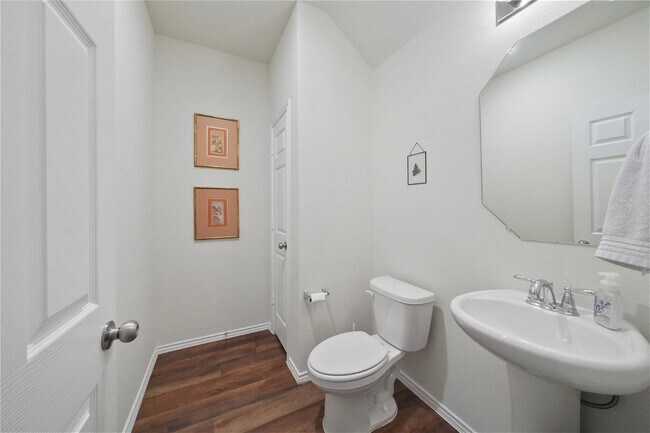 Foto del edificio - 4213 Pine Still Road, Panorama Village, TX...