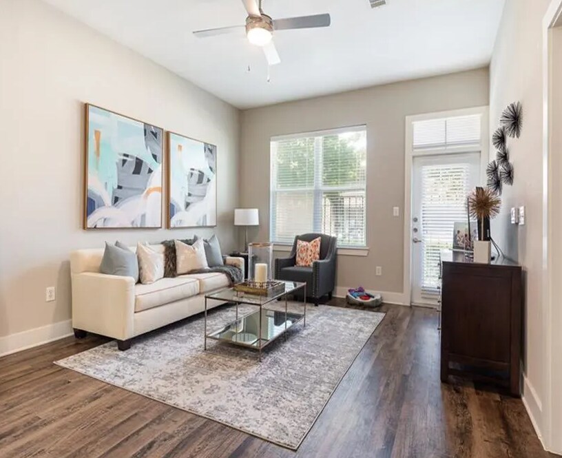 Primary Photo - Apartment for Rent