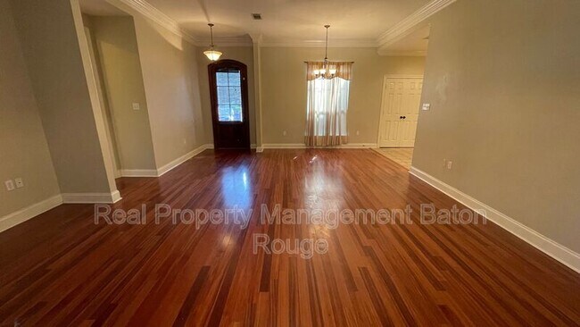 Building Photo - 12501 Dutchtown Villa Dr