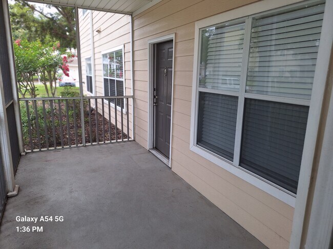 Ground level end unit,screened Lani - 4802 51st St W Apartment