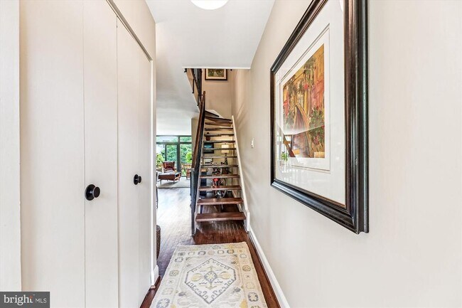 Foto del edificio - 335 N St SW