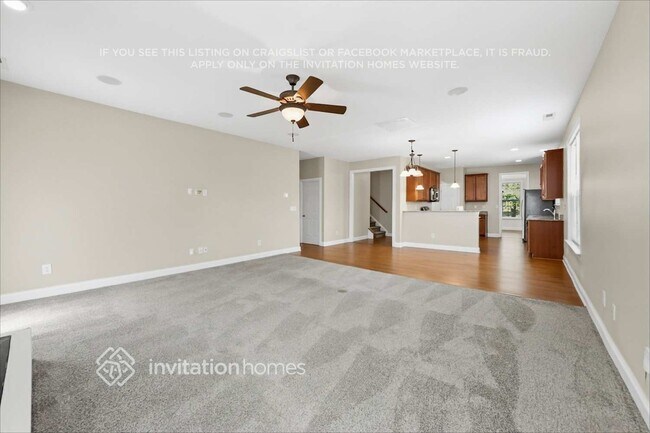 Foto del edificio - 8627 Ridgeline Ln