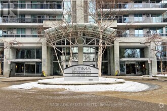 Building Photo - 4978-4978 Yonge St