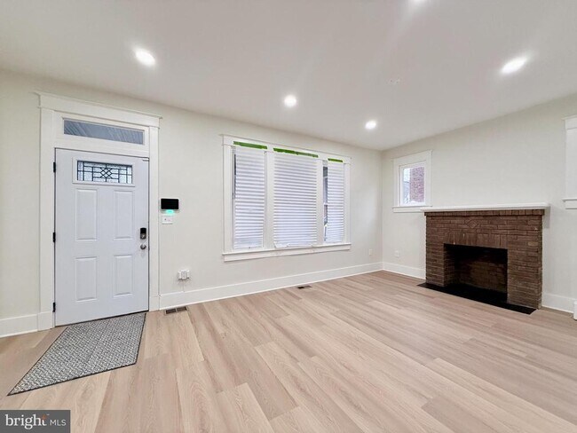 Foto del edificio - 610 Raleigh Pl SE