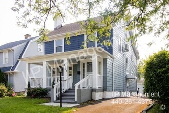 Building Photo - 2127 Rossmoor Rd