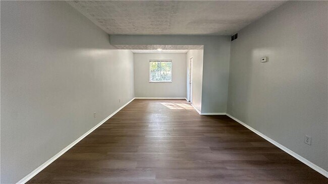 Building Photo - 2176 Hopkins Mill Ln NW