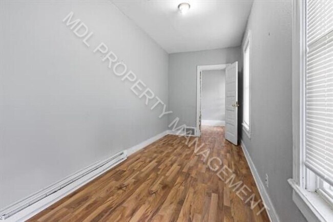 Foto del edificio - 822 Jackson St