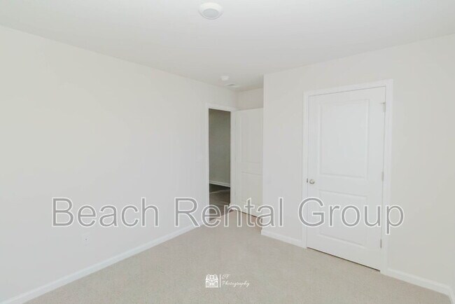 Foto del edificio - 286 Jeff Waters Cir