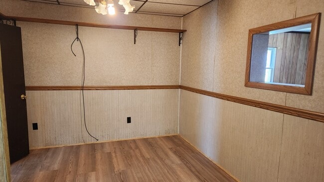 Building Photo - 615 Bigler Ave