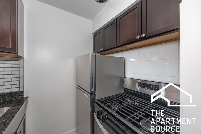 Foto del edificio - 6830 N Sheridan Rd