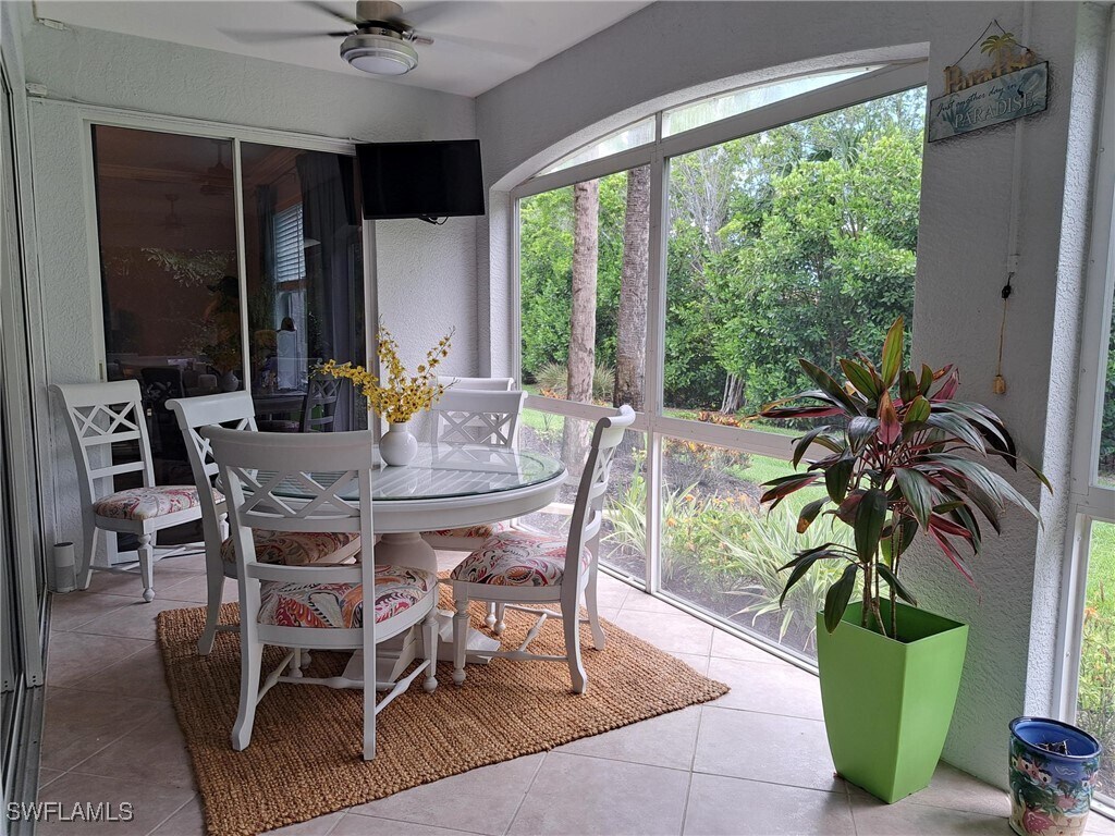 Foto del edificio - 11037 Harbour Yacht Ct