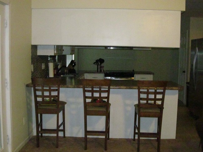 Building Photo - Colony Club