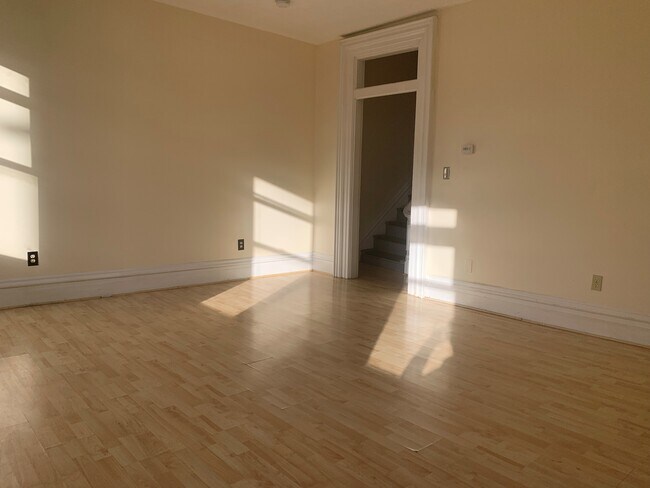 Building Photo - 1612 Brighton Pl