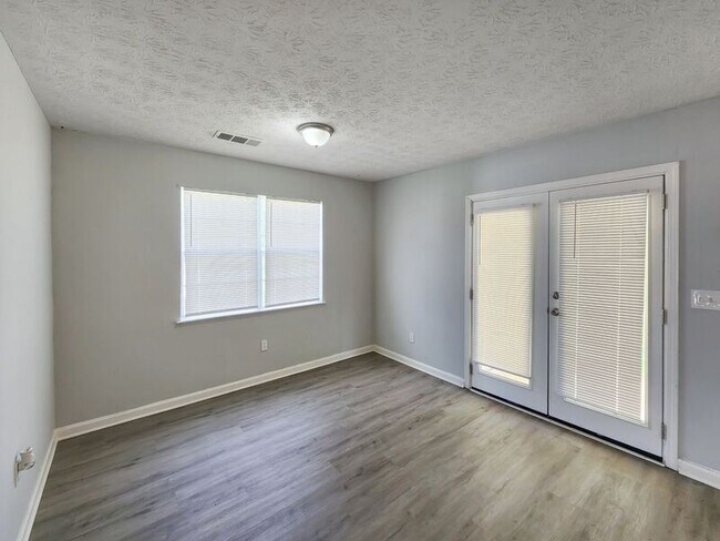 Building Photo - 109 Dove Landing