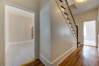 Building Photo - 1619 Ursuline St