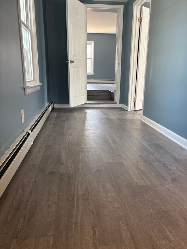 Hallway - 178 E Charleston Ave