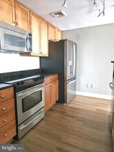 Building Photo - 1020 N Highland St